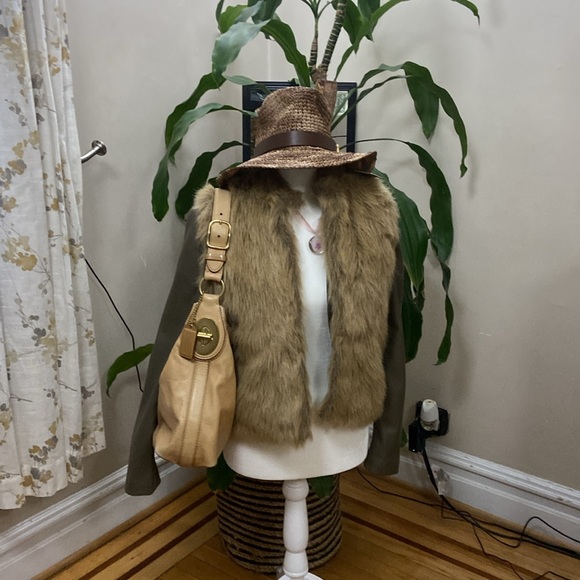 Coach Buckle Hobo Shoulder Bag Camel Color Soft 💕 - Picture 7 of 7